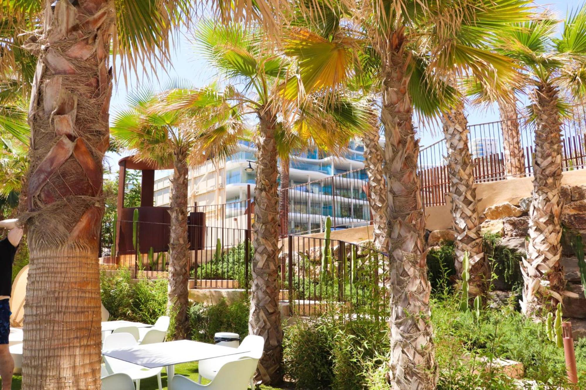 Fantastic Apartment In The Wave Just Steps From Carvajal Beach - Pool And Free Parking Fuengirola Exterior foto